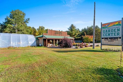 4413 N Lake Road S, Florence, WI, 54121 | Card Image