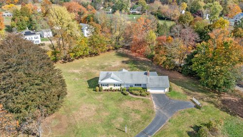 4 Stoner Ter, Portland, CT, 06480-1627 | Card Image