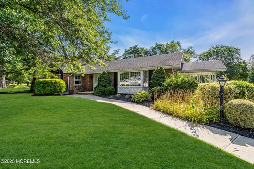 33 Brooks Rd, Toms River, NJ, 08753-7511 | Card Image