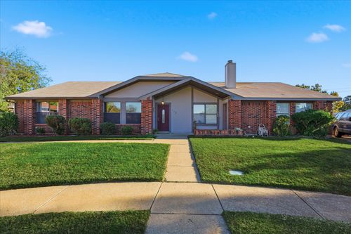 102 Gray Oak Ct, Euless, TX, 76039-7852 | Card Image