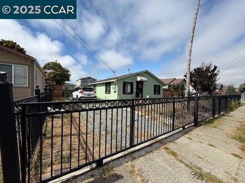 1616 Pine Ave, San Pablo, CA, 94806-4787 | Card Image