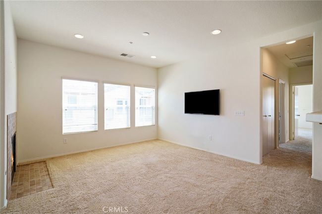36337 Vincenzo Way, Condo with 2 bedrooms, 2 bathrooms and 2 parking in Winchester CA | Image 9