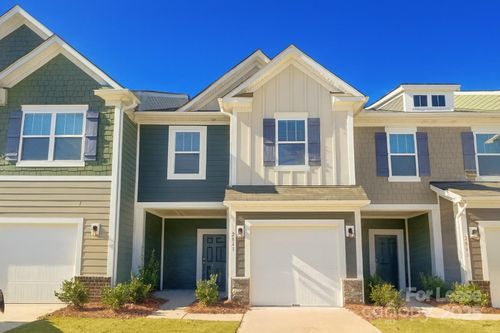 2841 Yeager Dr, Concord, NC, 28027-8817 | Card Image