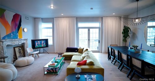 unit-207-249 Main St, Beacon, NY, 12508-2946 | Card Image