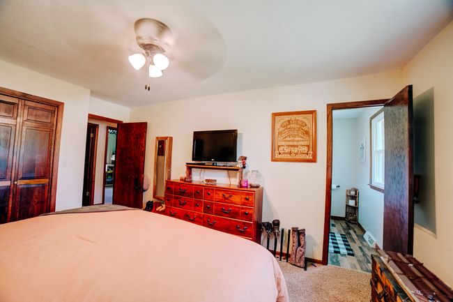 703 E Rosewood St, House other with 3 bedrooms, 2 bathrooms and 2 parking in Watseka IL | Image 26