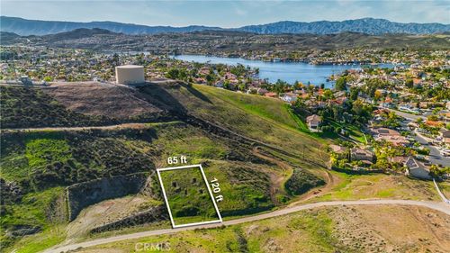 9 Cross Hill Dr, Menifee, CA, 92587 | Card Image