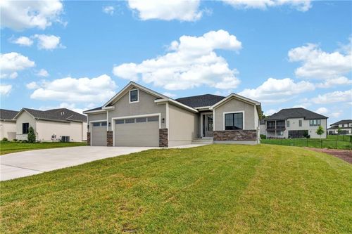 2605 Ne Crestview St, Grain Valley, MO, 64029-8466 | Card Image