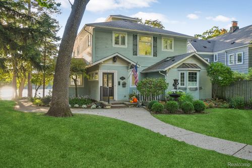 4123 Windiate Park Dr, Waterford, MI, 48329-1262 | Card Image