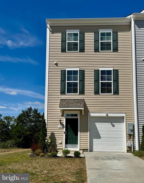 124 Stribling Way, WINCHESTER, VA, 22602-5405 | Card Image