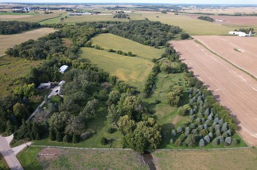 14028 Nichols Rd, Hebron, IL, 60034-9674 | Card Image