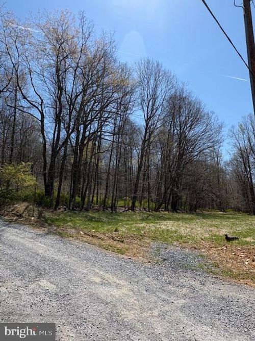 16013 Foxville Deerfield Rd, SABILLASVILLE, MD, 21780-8604 | Card Image