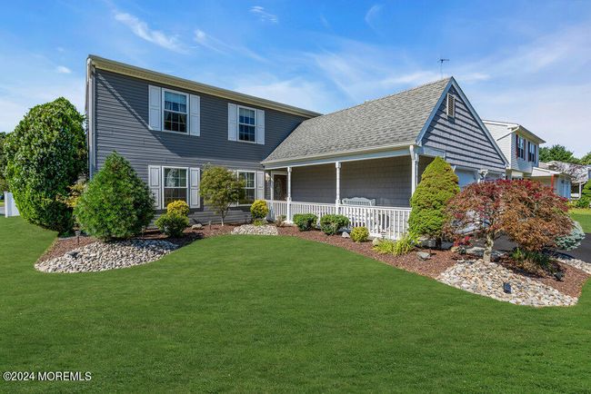 39 Honeysuckle Way, House other with 4 bedrooms, 3 bathrooms and null parking in Howell NJ | Image 7