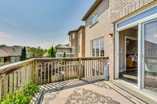 955 Coyston Dr, House other with 5 bedrooms, 5 bathrooms and 4 parking in Oshawa ON | Image 15