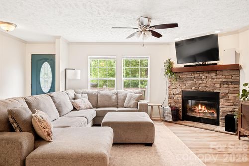 11 Misty Ln, Candler, NC, 28715-9229 | Card Image