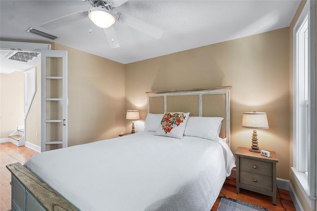 111 Faubel St, House other with 3 bedrooms, 3 bathrooms and null parking in Siesta Key FL | Image 43