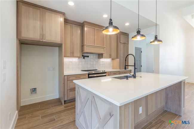 645 Jonquil Dr, House other with 3 bedrooms, 2 bathrooms and null parking in Spring Branch TX | Image 10