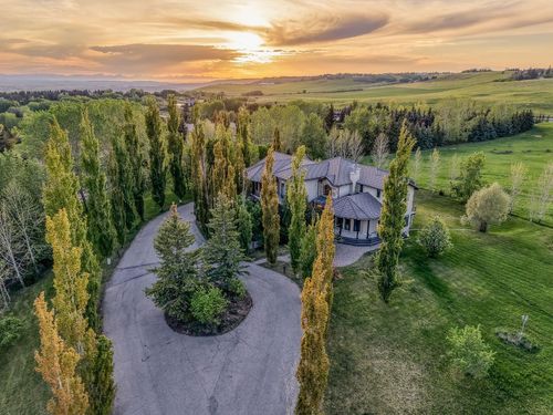 40 Blueridge Bay, Calgary, AB, T3L2N5 | Card Image