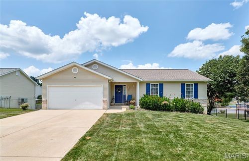 34 Robin Hood Dr, Troy, MO, 63379-2390 | Card Image