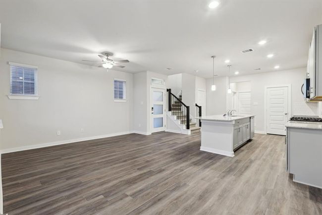 2179 Beachcomber Dr, House other with 3 bedrooms, 3 bathrooms and 2 parking in Kemah TX | Image 7