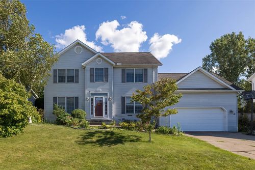 2195 Foxboro Ct, Erie, PA, 16510-6901 | Card Image