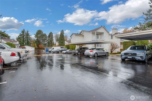 e103-11002 Se Petrovitsky Rd, Renton, WA, 98055-5628 | Card Image