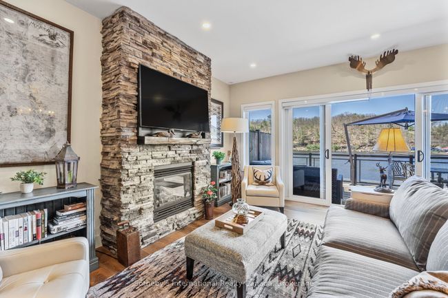 207 - 97D Joseph St, Condo with 4 bedrooms, 3 bathrooms and 2 parking in Port Carling ON | Image 23