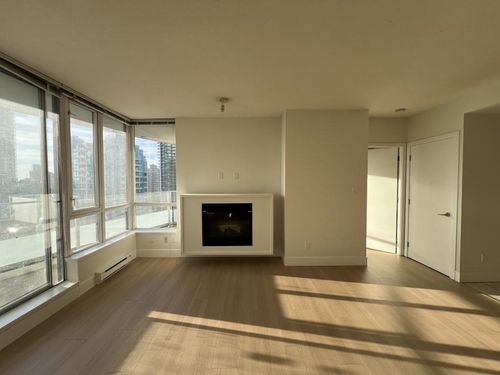 4808 N Hazel Street, Burnaby, BC, V5H4T1 | Card Image