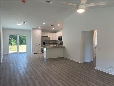 1116 18th Place Sw, House other with 3 bedrooms, 2 bathrooms and null parking in Vero Beach FL | Image 3