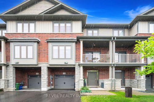 316 Humphrey St, Waterdown, ON, L8B1W5 | Card Image
