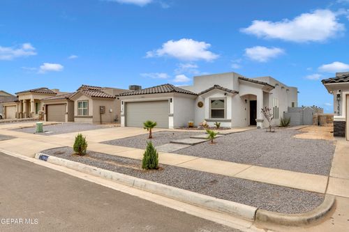 13821 Summer View Avenue, El Paso, TX, 79928 | Card Image