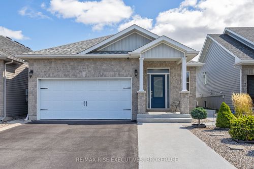960 Edward Riley Dr, Kingston, ON, K7P0J7 | Card Image