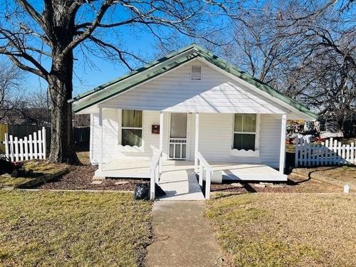307 N E, Yale, OK, 74085 | Card Image