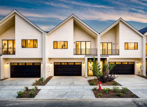 10117 W Southerland Dr, Boise, ID, 83709-2407 | Card Image