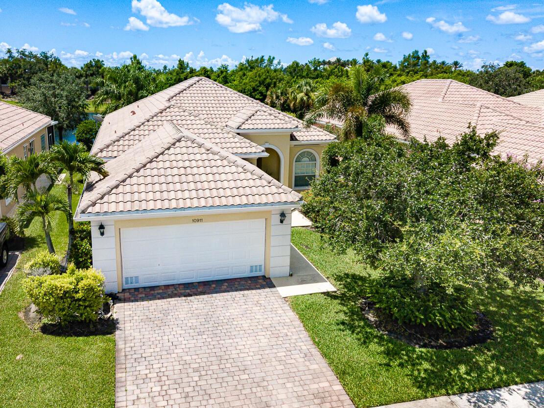 Candlewood Rd, Port Saint Lucie, FL 34987