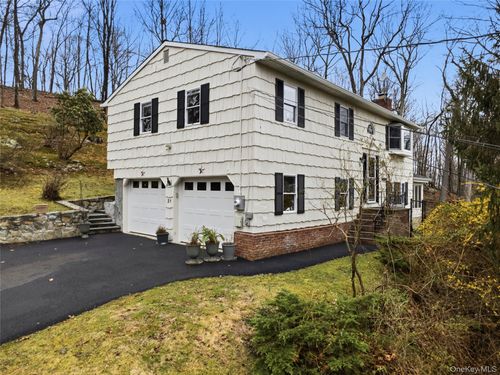 31 Colonel Enoch Dr, Carmel, NY, 10512-4304 | Card Image