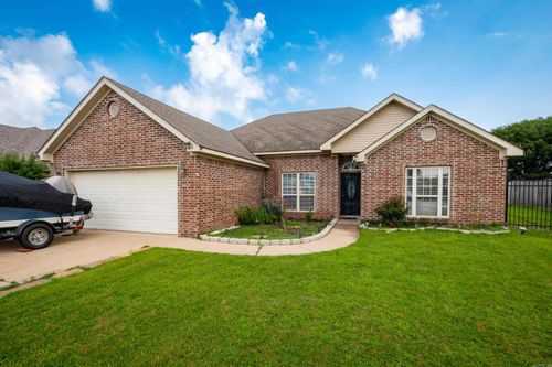 14208 Chesterfield Circle, North Little Rock, AR, 72117 | Card Image