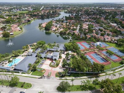 6535 Nw 170th Ln, Townhouse with 3 bedrooms, 2 bathrooms and null parking in Hialeah FL | Image 3