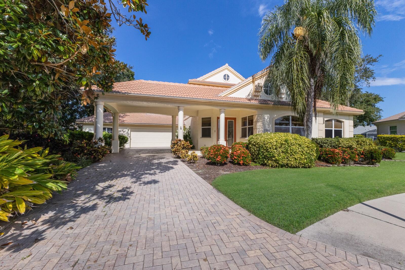 Clipper Dr, Bradenton, FL 34208