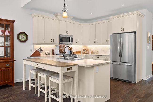 25 Durham Rd, House attached with 2 bedrooms, 2 bathrooms and 2 parking in Bracebridge ON | Image 20