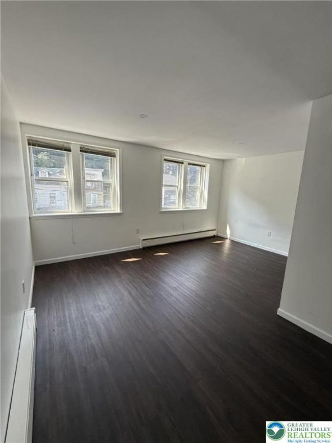APT-3A - 132 E Main St, Condo with 1 bedrooms, 1 bathrooms and null parking in GIRARDVILLE PA | Image 4