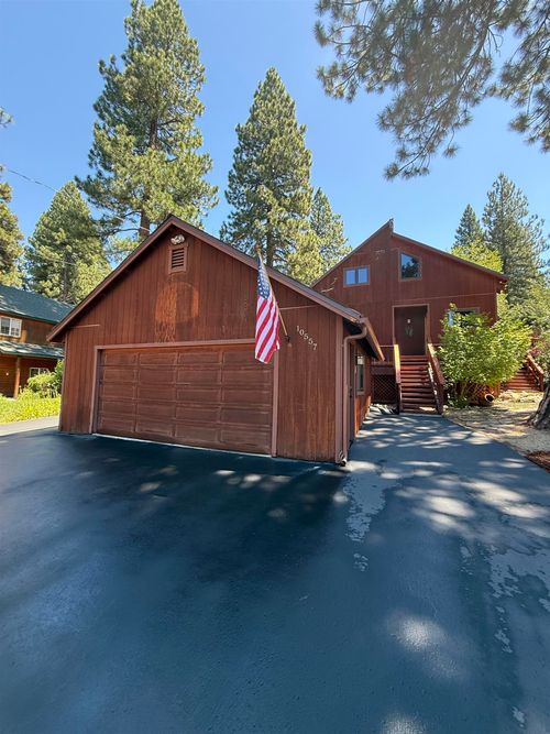 10557 Stuart Staithe, Truckee, CA, 96161-1109 | Card Image