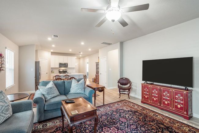 115 Oakdale Meadows Ln, House other with 3 bedrooms, 2 bathrooms and 2 parking in Hutto TX | Image 8