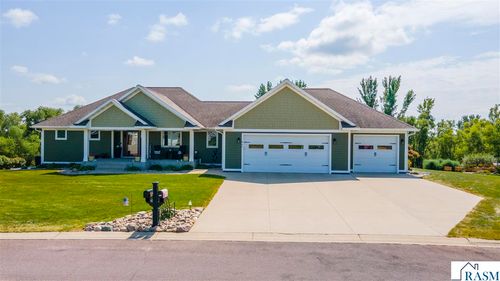 864 Goves Way, Ada, MN, 56062 | Card Image
