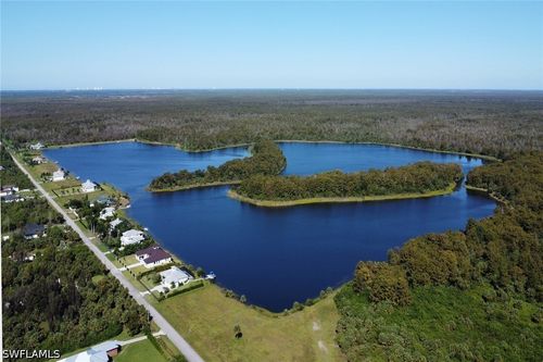 145 Shady Hollow Blvd W, NAPLES, FL, 34120 | Card Image