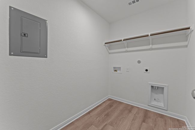 116 Cheyenne Dr, House other with 3 bedrooms, 2 bathrooms and null parking in Floresville TX | Image 28