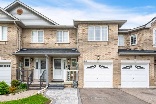 88 Wood Cir, Bolton, ON, L7E1R3 | Card Image
