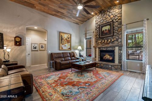 1180 E Waterway Ln, Show Low, AZ, 85901-7329 | Card Image