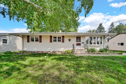 26 Wagner Dr, Cary, IL, 60013-2142 | Card Image