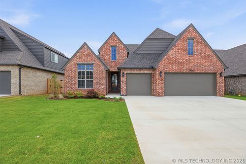 2838 E 141st Ct S, Bixby, OK, 74008-3996 | Card Image
