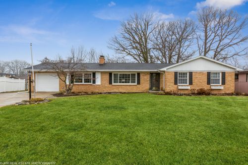 305 N Veronica Ct, Saint Joseph, MI, 49085-2330 | Card Image